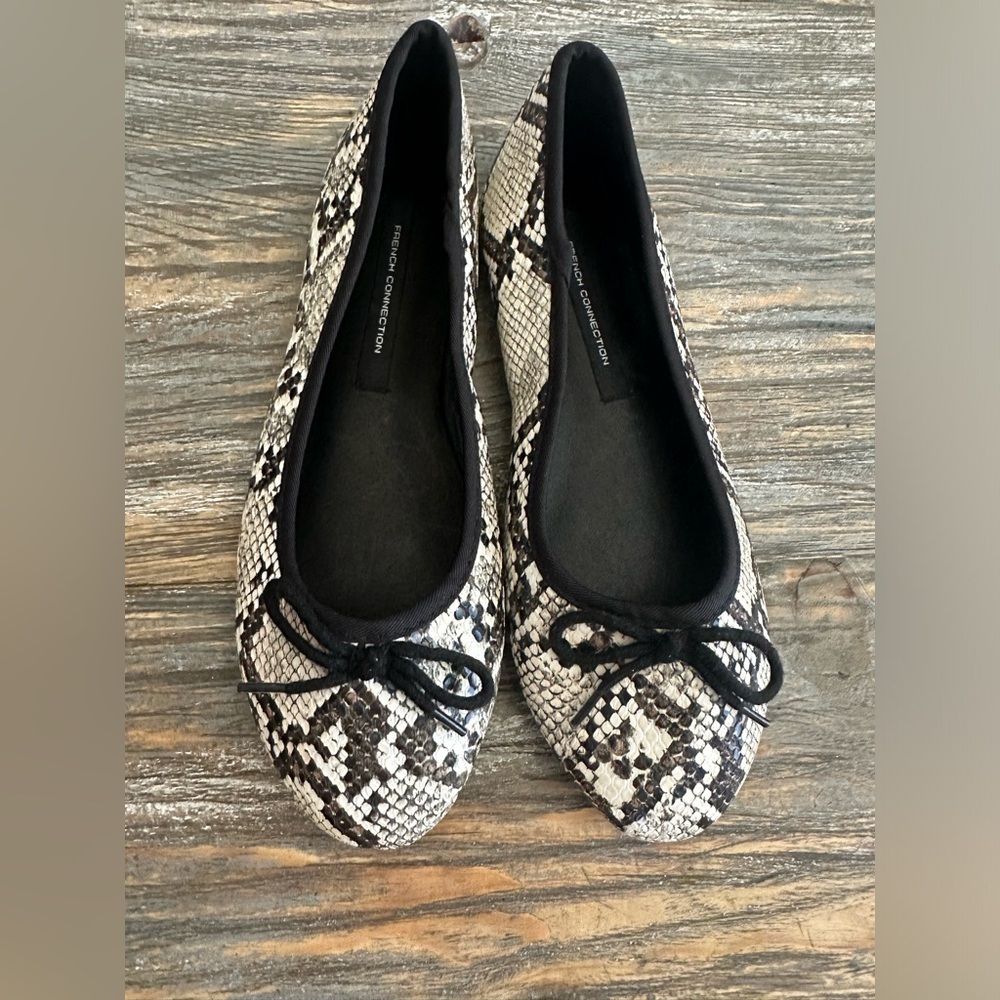 French Connection Snake Flats Size: US6 UK4 EU36